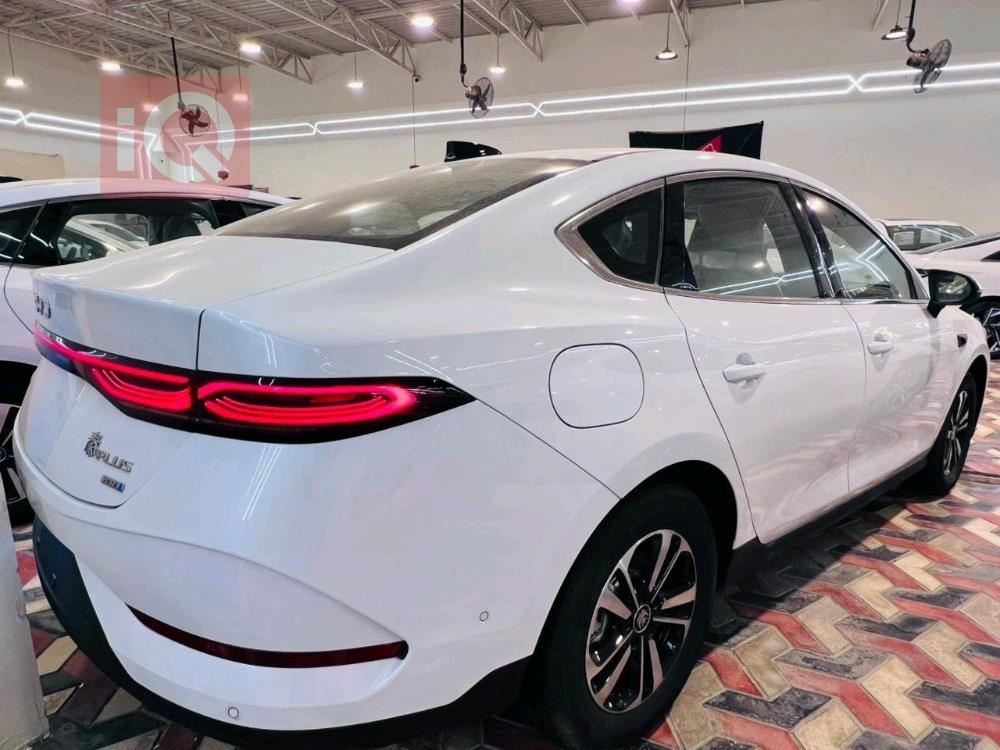بي واي دي Qin Plus